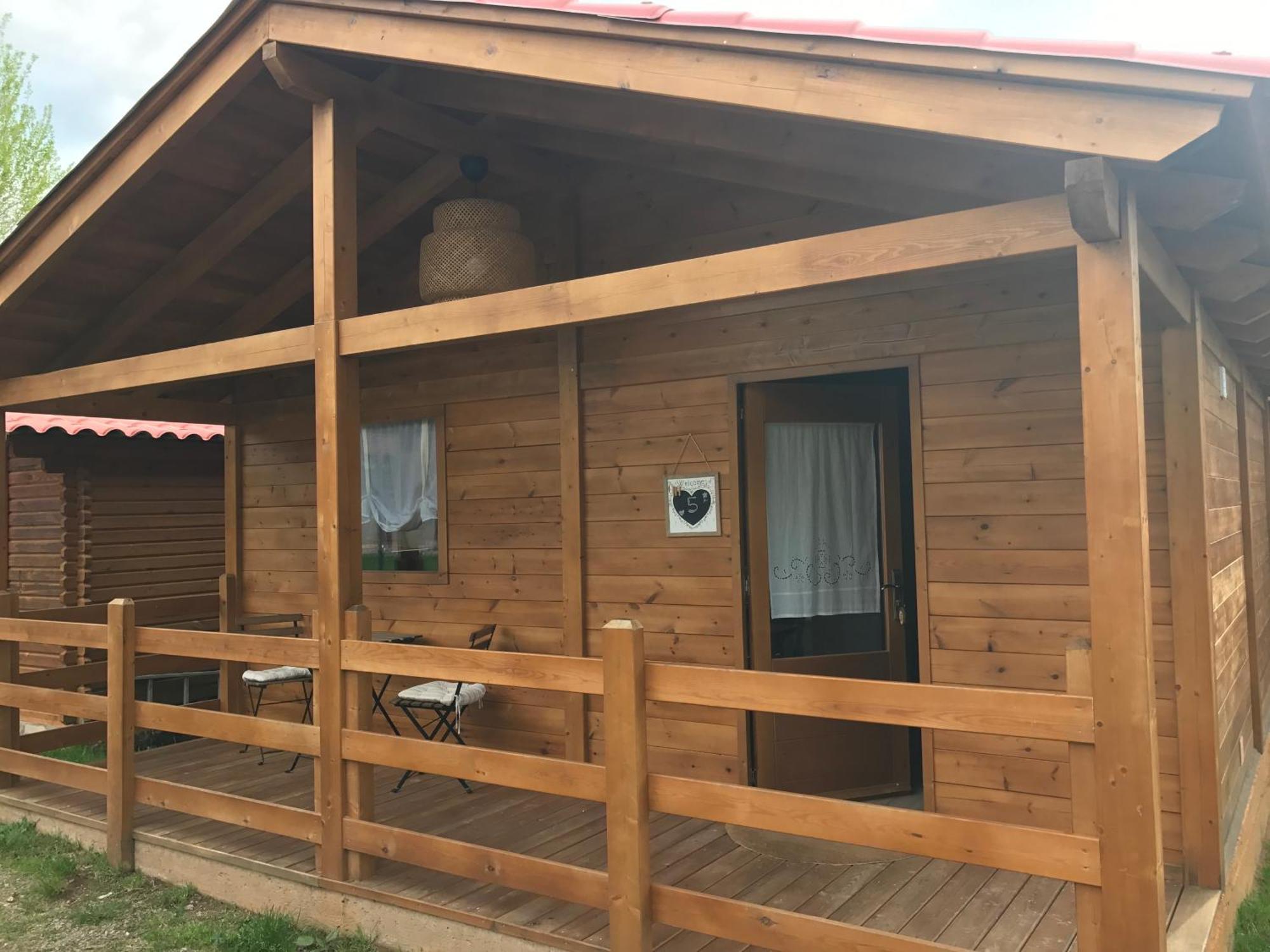 Camping Puigcercos Borreda Экстерьер фото
